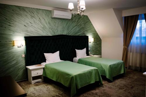 hotel-la-belle-epoque---camera-superioara-cu-paturi-twin-01