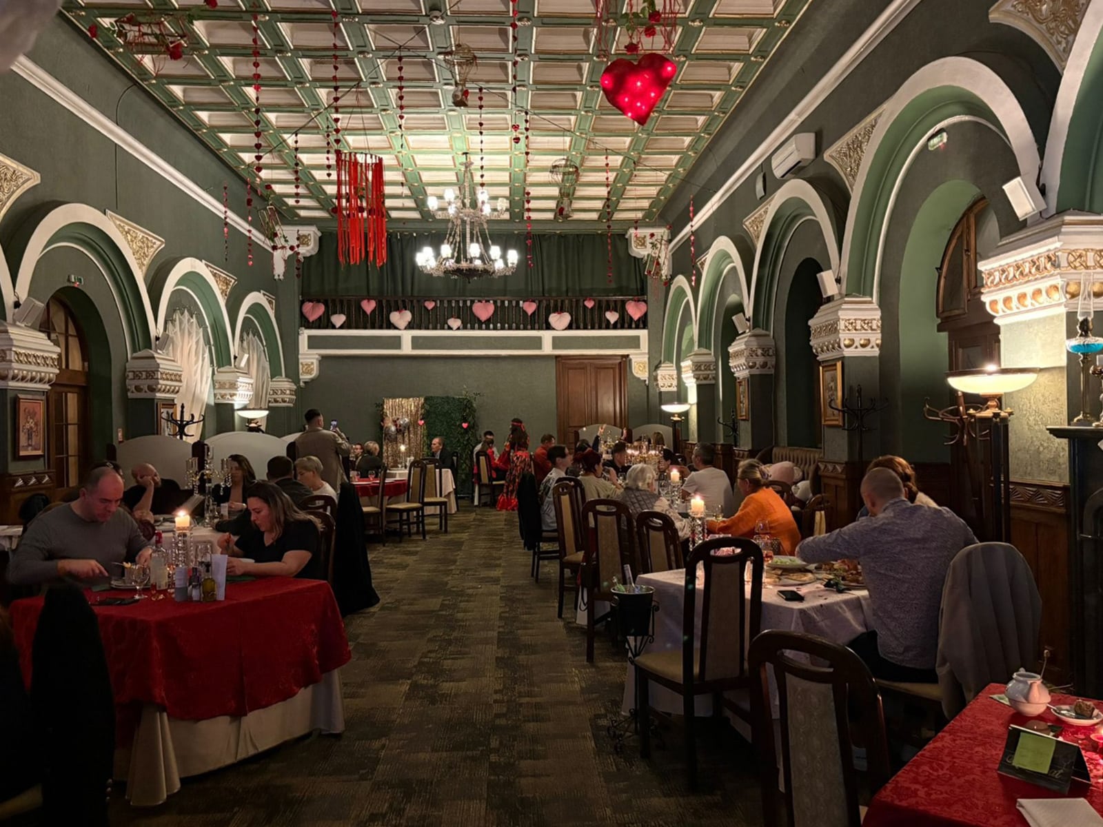 Restaurant la belle epoque - sala nicolae iorga